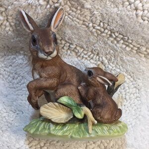 Ceramic Bunnies Mom and Baby Bunny. Very Good Used Condition
